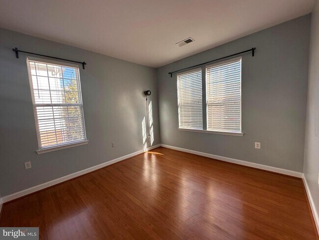 Building Photo - 22607 Blue Elder Terrace