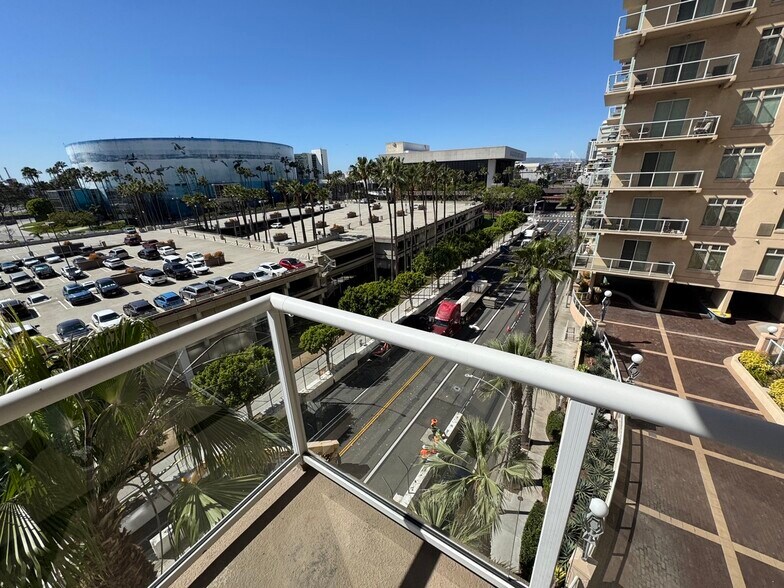 Building Photo - 488 E Ocean Blvd