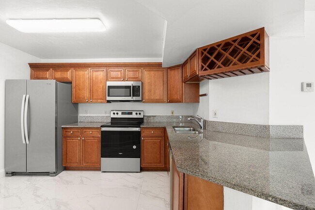 Building Photo - 9055 Wiles Rd