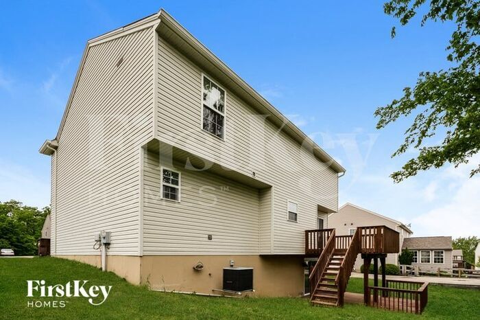 Building Photo - 10319 McCauley Dr