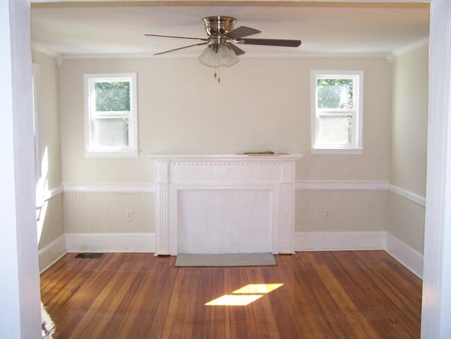 Building Photo - 2BR/2BA home in Pfafftown!