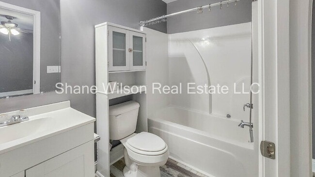 Building Photo - 1412 Stevenson Dr