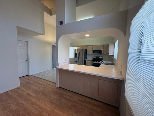 Building Photo - 11807 Calle Del Cid