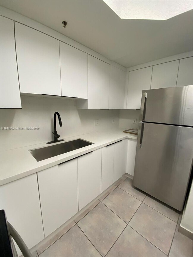 Building Photo - 17455 NW 75th Pl