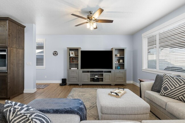 Building Photo - 9030 W Bowie St