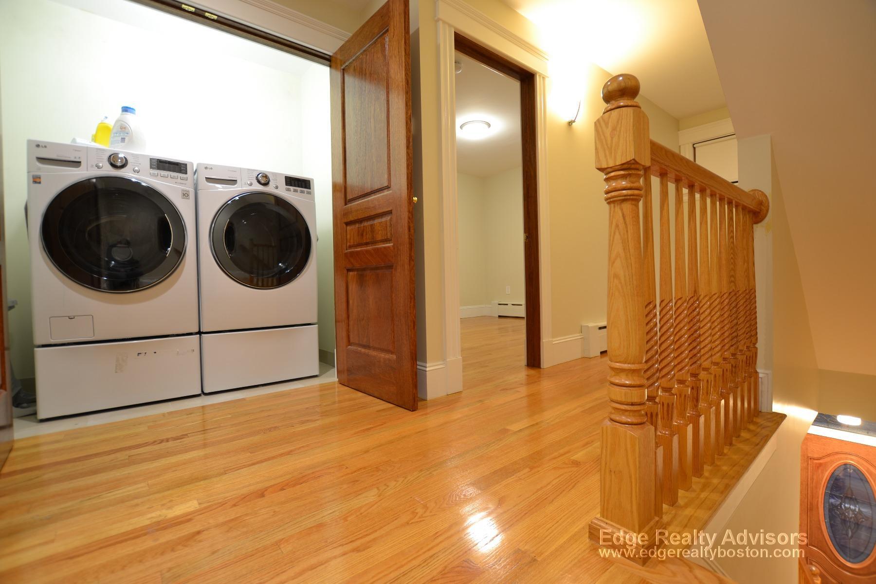 Building Photo - 44 Gerrish St