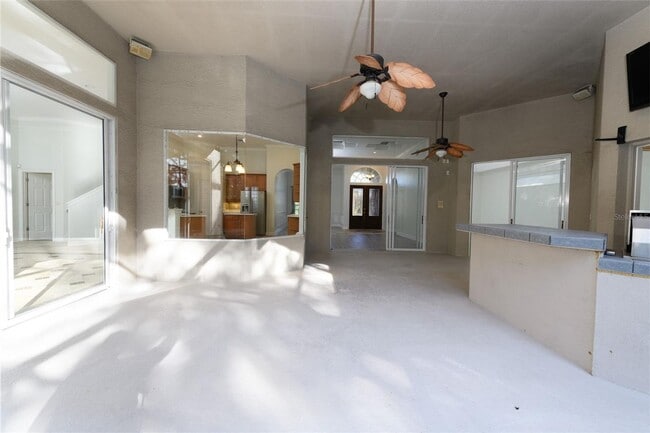 Building Photo - Cardinal Glen Pool Estate