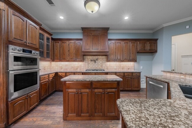 Building Photo - 109 Meadowlands Dr
