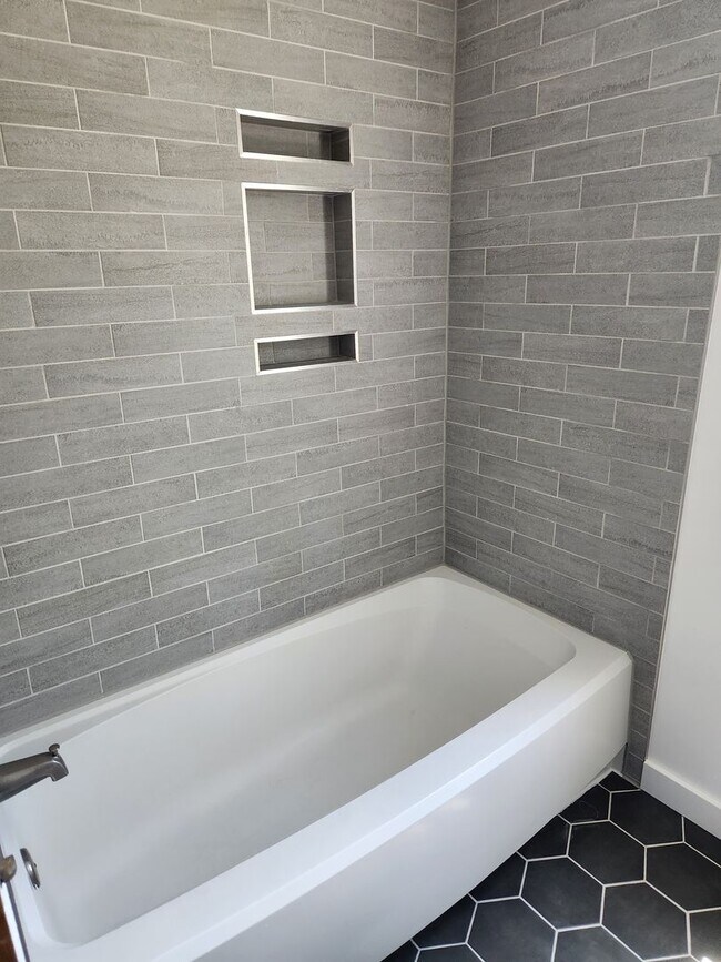 Building Photo - 5901 Charles St