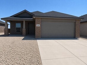 Building Photo - 2416 Goldfinch Rd