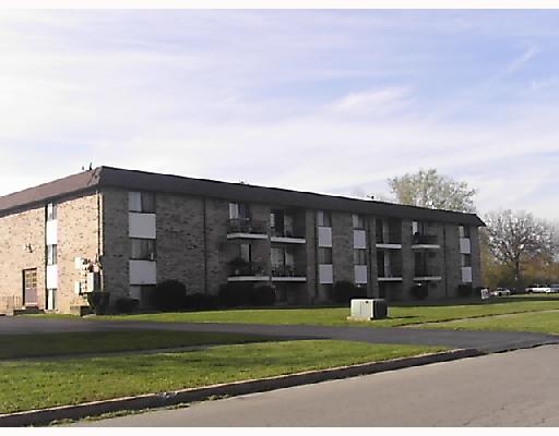 Belsito Apartments - Robert Drive Apartments