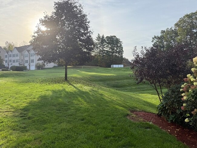 Building Photo - 8 Intervale Ct