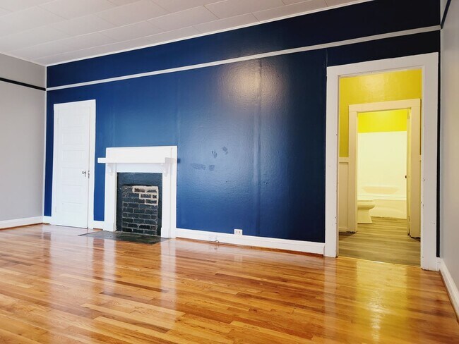 Building Photo - Updated 2-Bedroom 1-Bathroom Home for Rent Gastonia, NC