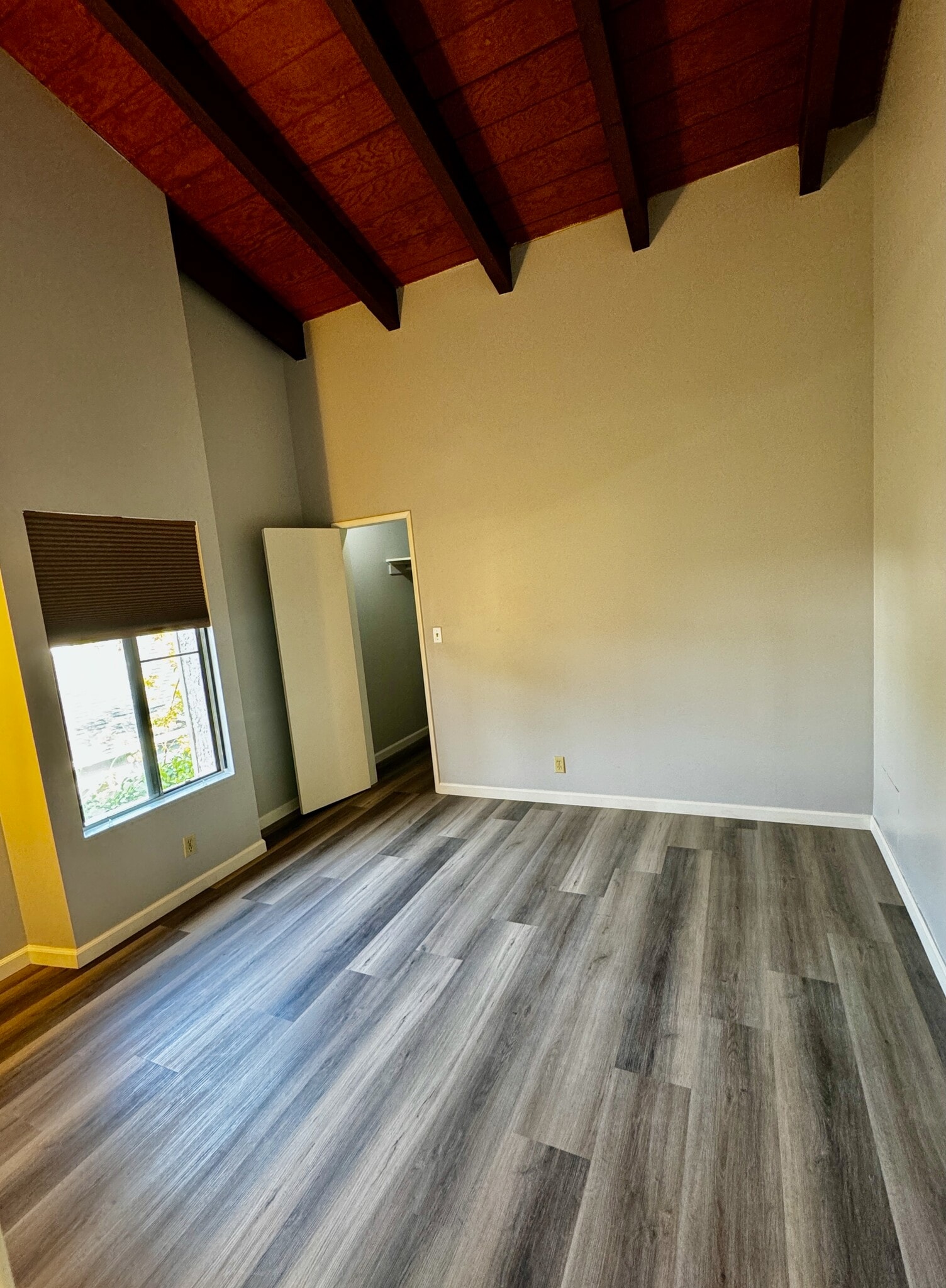 Bedroom - 1551 Yale St