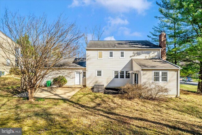 Building Photo - 3105 Glissade Ct