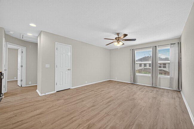 Building Photo - 25311 Mallard Bay Ln