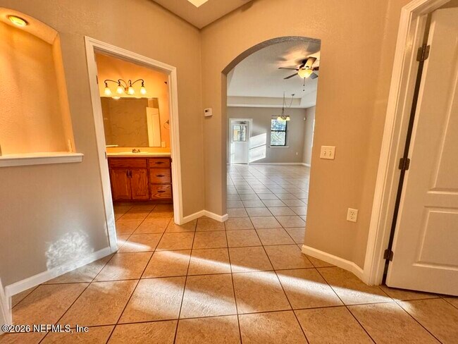 Building Photo - 1467 Rivers Rd