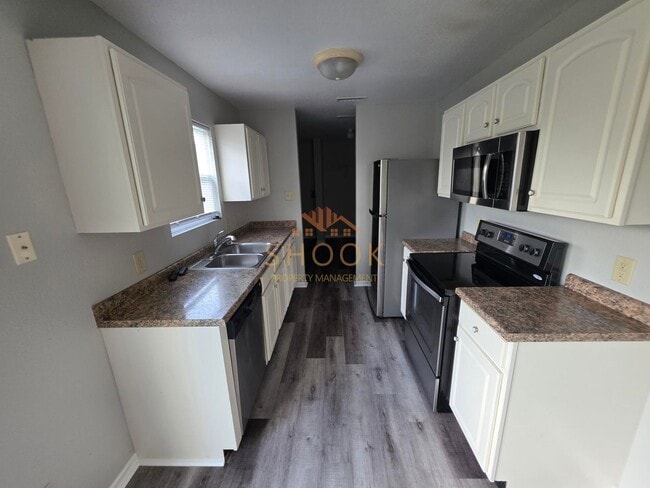 Building Photo - 3BR/2BA HOME IN LAFAYETTE'S SOUTH SIDE