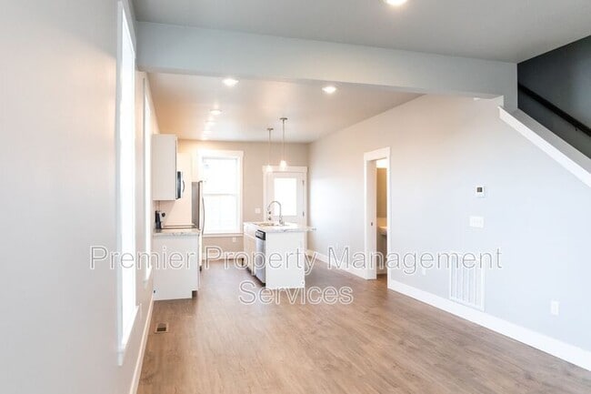 Building Photo - 6035 Elysian Rd