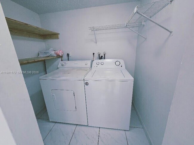 Building Photo - 2075 SW 122nd Ave