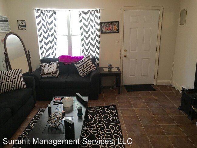 Building Photo - 1 br, 1 bath House - 17B PR 1109