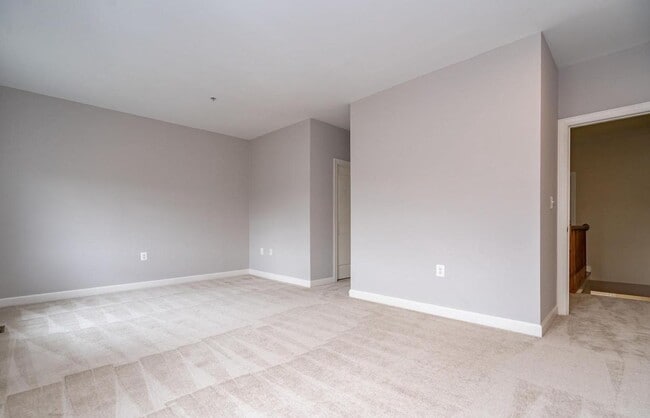 Building Photo - 1354 Monroe St NW