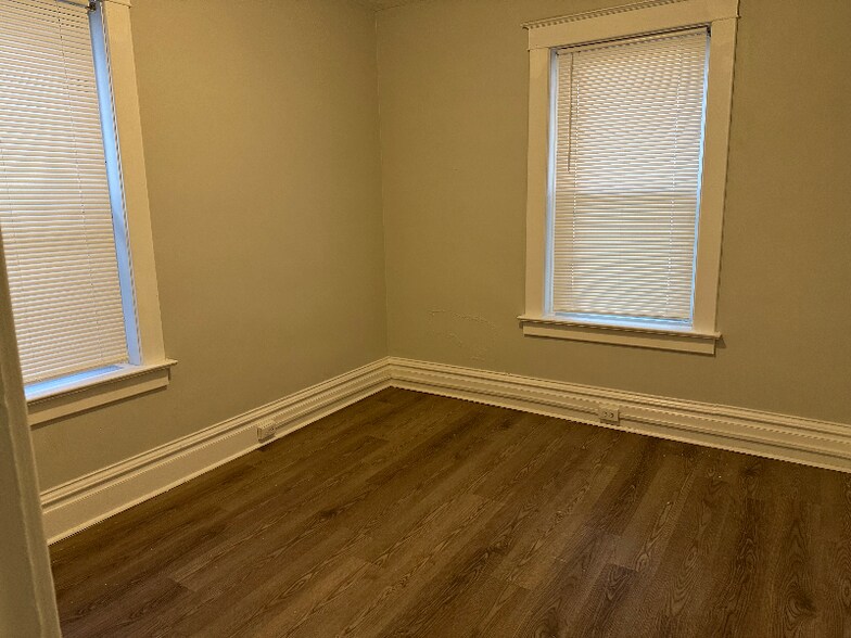 Building Photo - 5453 Hodiamont Ave