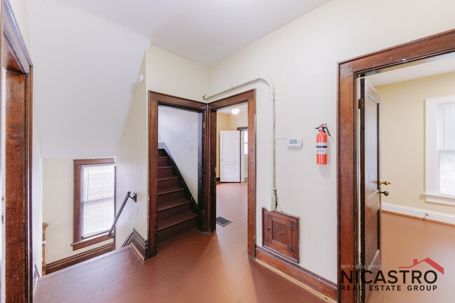 Building Photo - 184 Frambes Ave