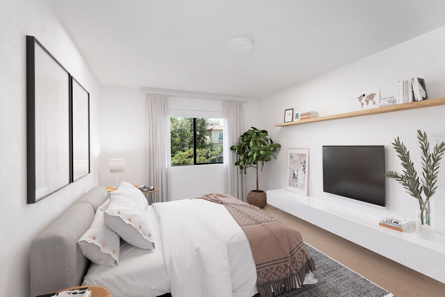 Building Photo - 1546 Bundy Drive