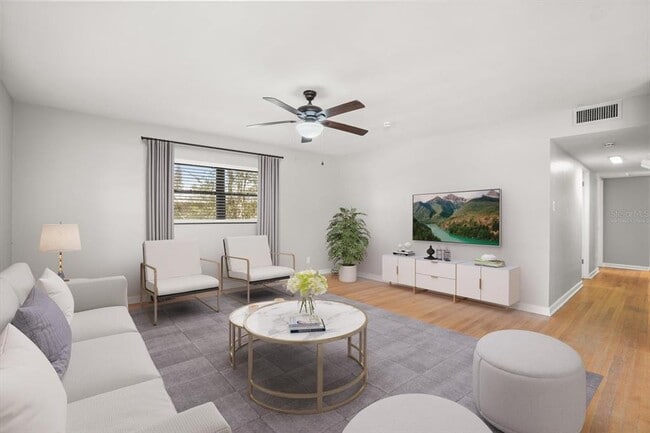 Building Photo - 524 Byron Rd