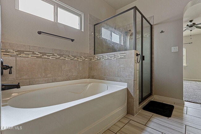 Building Photo - 14933 Jerry Armstrong Ct