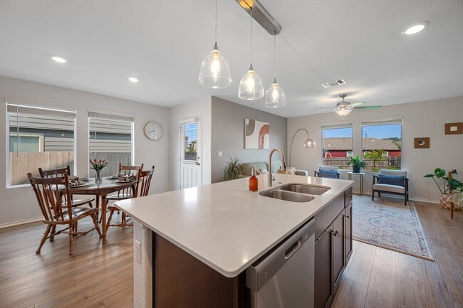 Building Photo - 7317 Sparkling Light Dr