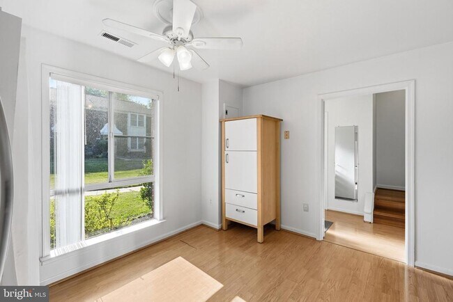 Building Photo - 3695 Persimmon Cir