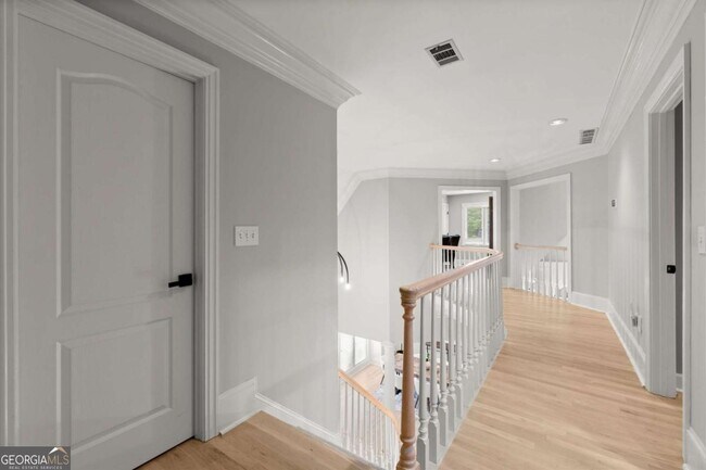 Building Photo - 1431 Waterford Green Dr