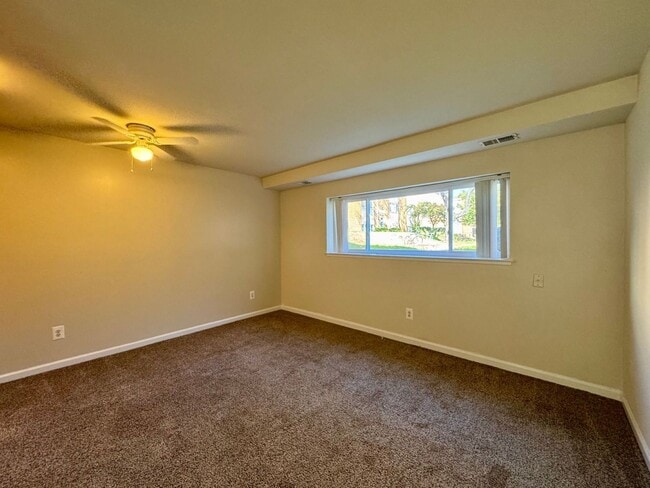 Building Photo - 3506 Beech Ave