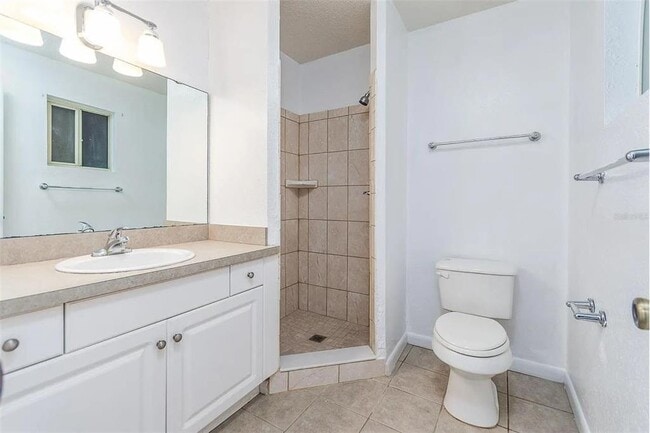 Building Photo - 501 SW 75th St