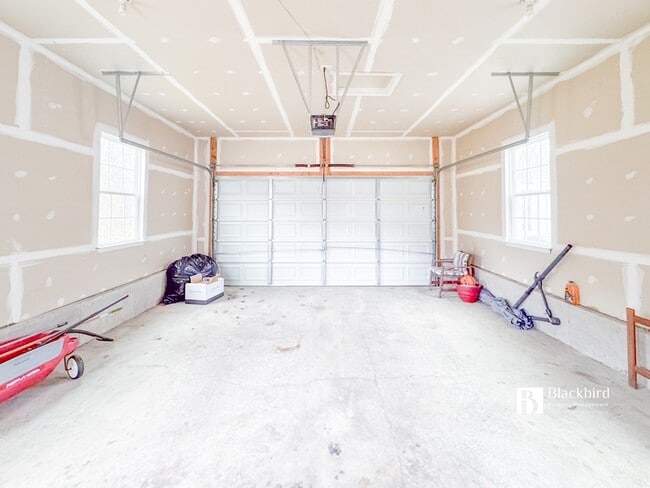 Building Photo - 13719 Port Commerce Ct