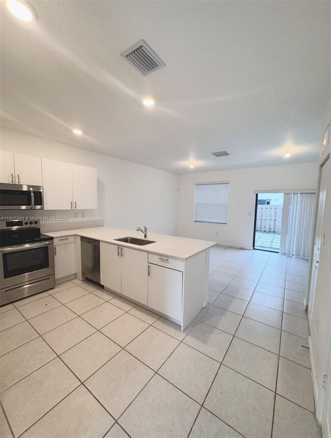 Building Photo - 13306 SW 286th Terrace