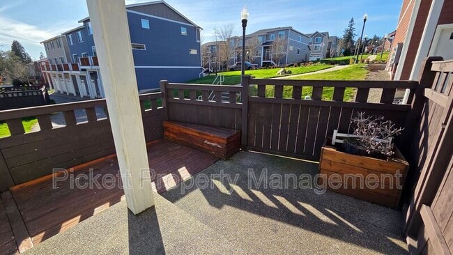 Building Photo - 2523 Filbert Ave