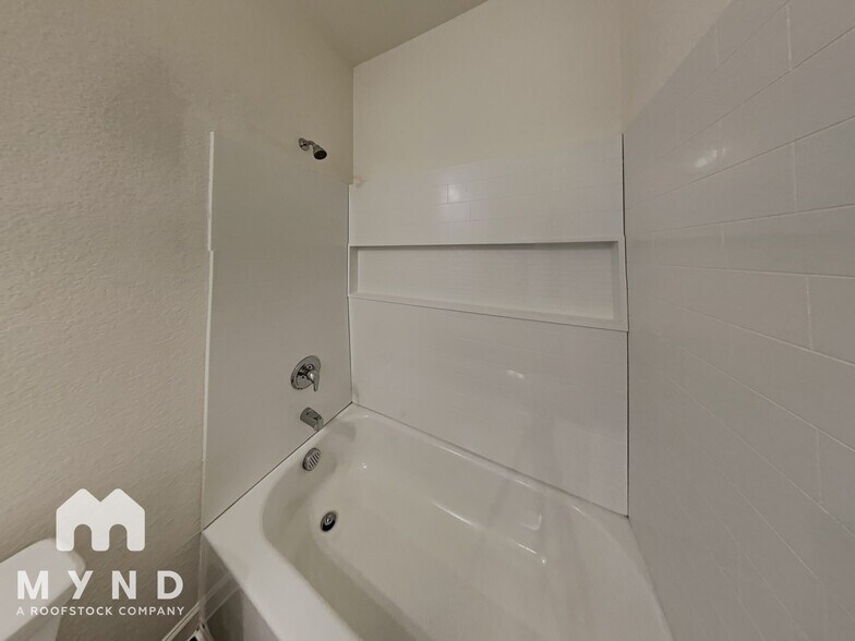 Building Photo - 720 Bois D'Arc Ln