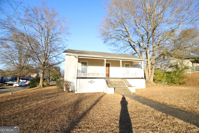 Building Photo - 201 Jennings St