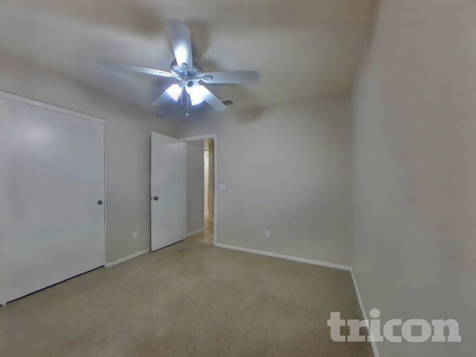 Building Photo - 10853 W Sands Dr