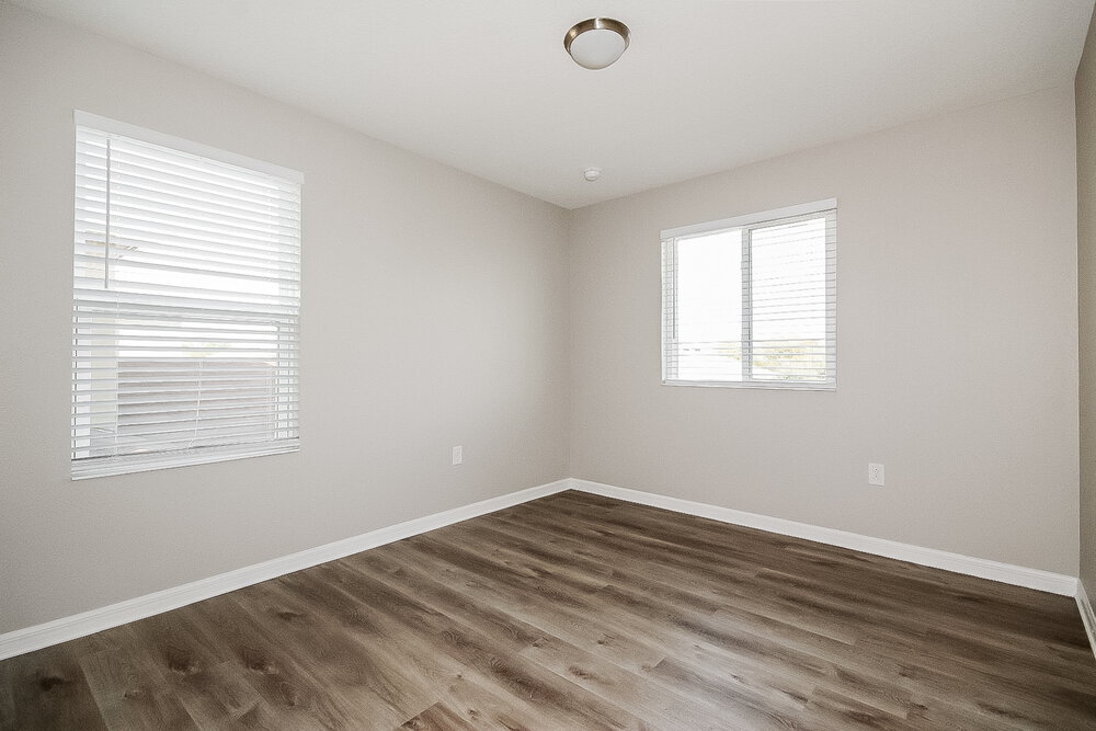 Building Photo - 10725 Southern Forest Dr