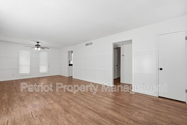 Building Photo - 231 N Robson