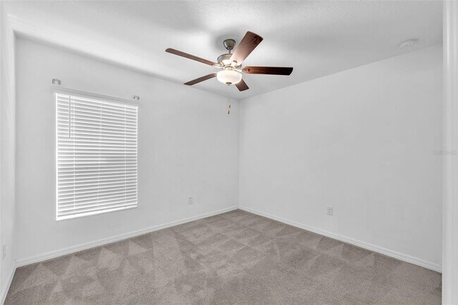 Building Photo - 5518 Blue Azure Dr