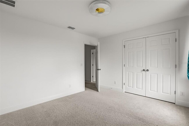 Building Photo - 14452 Crestavista Ave