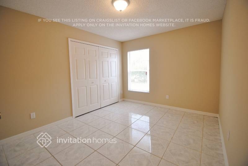 Building Photo - 1416 Silverthorn Dr
