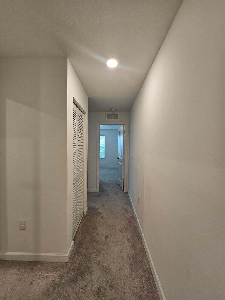 Building Photo - 6765 Broadwater Ln
