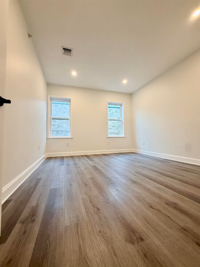 Building Photo - 440-42 58th St