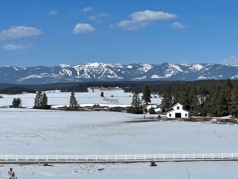 Primary Photo - 800 Harvest Vw Ln